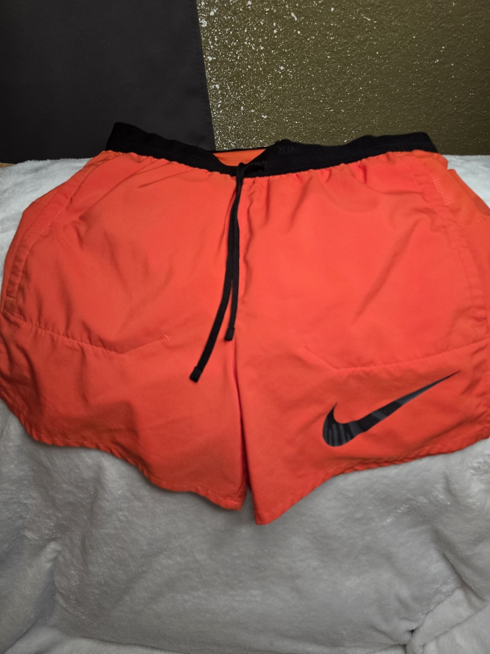 Men's Nike Flex Stride Run Energy 5" Shorts -size SMALL